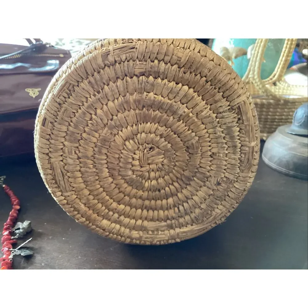 OLD NATIVE AMERICAN Tohono O'odham Papago PIMA Cylindrical Basket 6.5 T 7.5 W